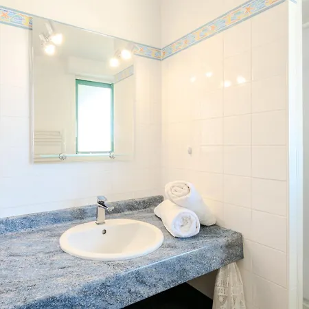 Cap Ocean-5 By Interhome *